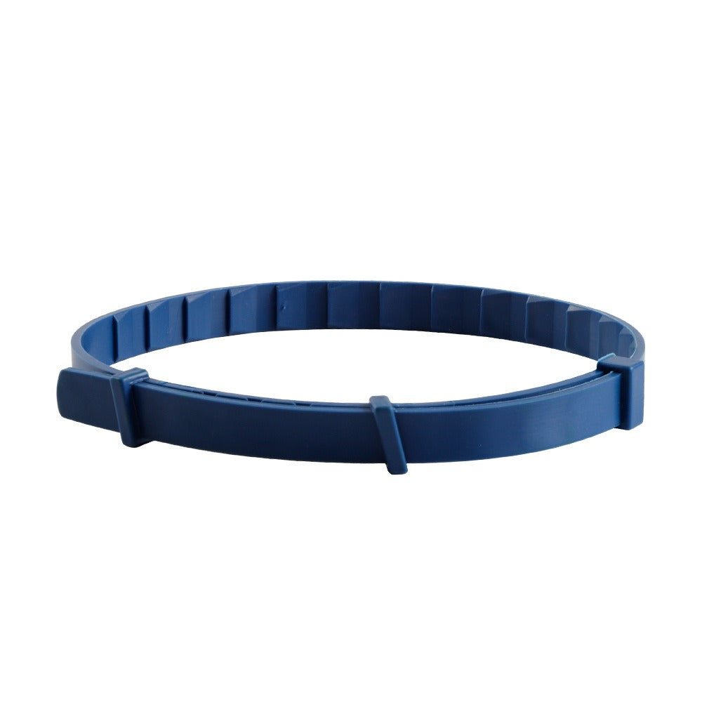 Adjustable Anti-Insect Collar in blue, offering up to 8 months of protection against fleas, ticks, and lice for cats and dogs.