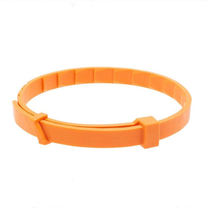 Adjustable Anti-Insect Collar in orange, providing up to 8 months of protection against fleas, ticks, and lice for cats and dogs