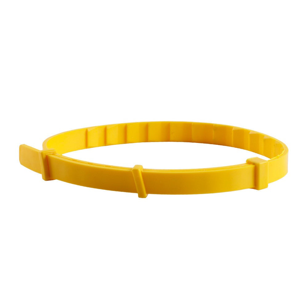 Adjustable Anti-Insect Collar in yellow, providing up to 8 months of protection against fleas, ticks, and lice for cats and dogs