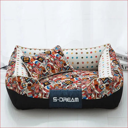 Confortable Pet bed. Colorful Pet mat. Pet bed with pillows. - Happy Pets